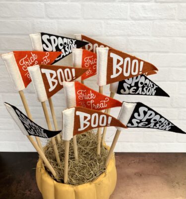 Novelty Pennant Flags - Spooky